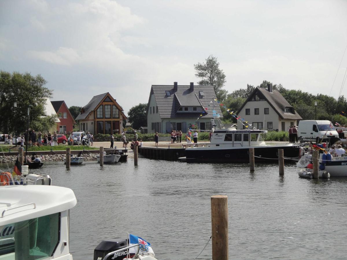 Ferienhaus Boddenblick Und Kranich Vieregge Екстер'єр фото